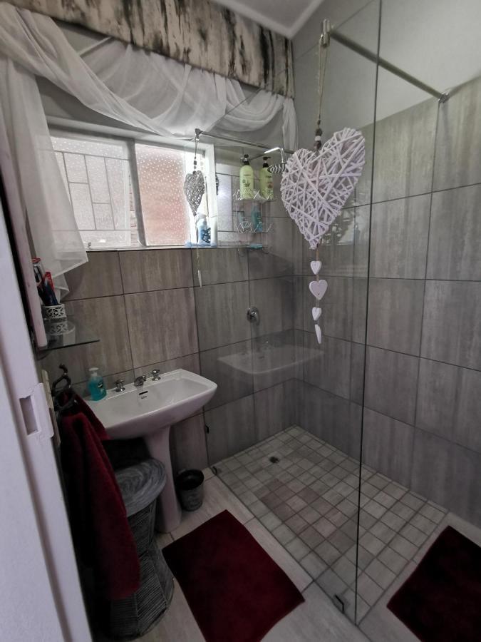 Stew S Room Polokwane Luaran gambar
