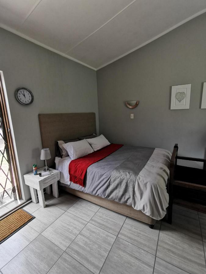 Stew S Room Polokwane Luaran gambar