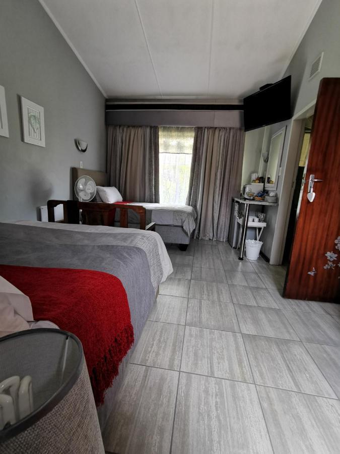 Stew S Room Polokwane Luaran gambar