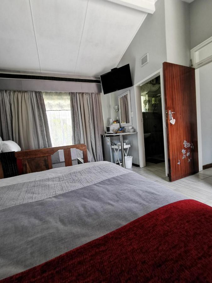 Stew S Room Polokwane Luaran gambar
